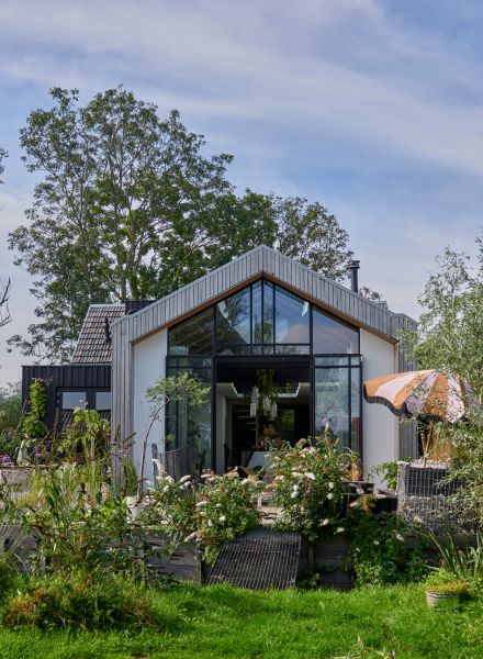 Self-built Barn