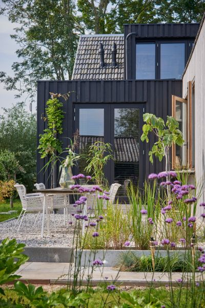 Self-built Barn