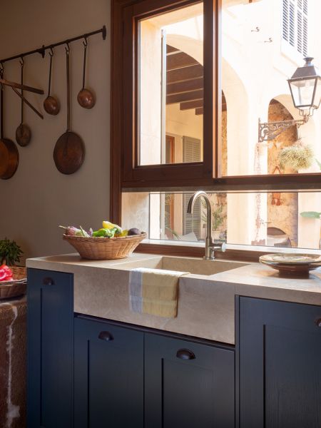 A Story of Splendour