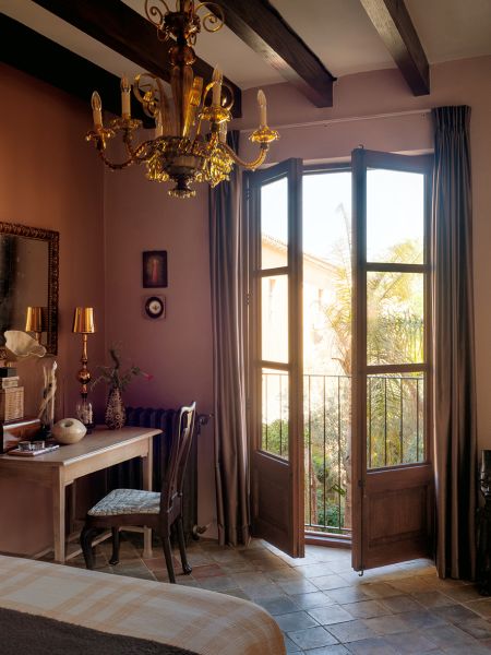 A Story of Splendour