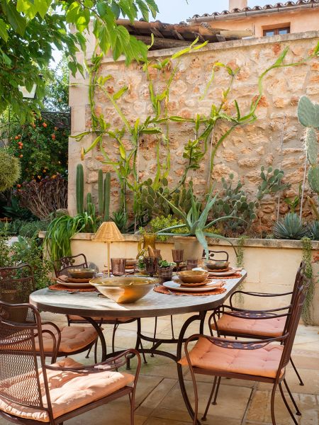 A Story of Splendour