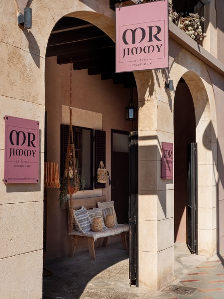 A Story of Splendour